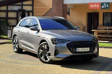 Позашляховик / Кросовер Audi e-tron 2020 в 