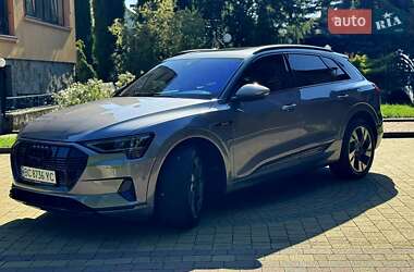 Позашляховик / Кросовер Audi e-tron 2020 в 