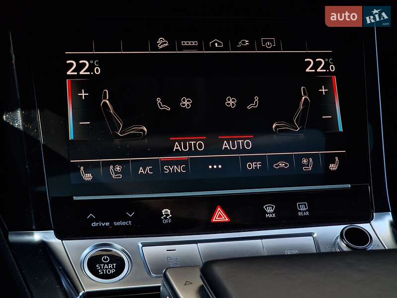 Внедорожник / Кроссовер Audi e-tron 2021 в Одессе