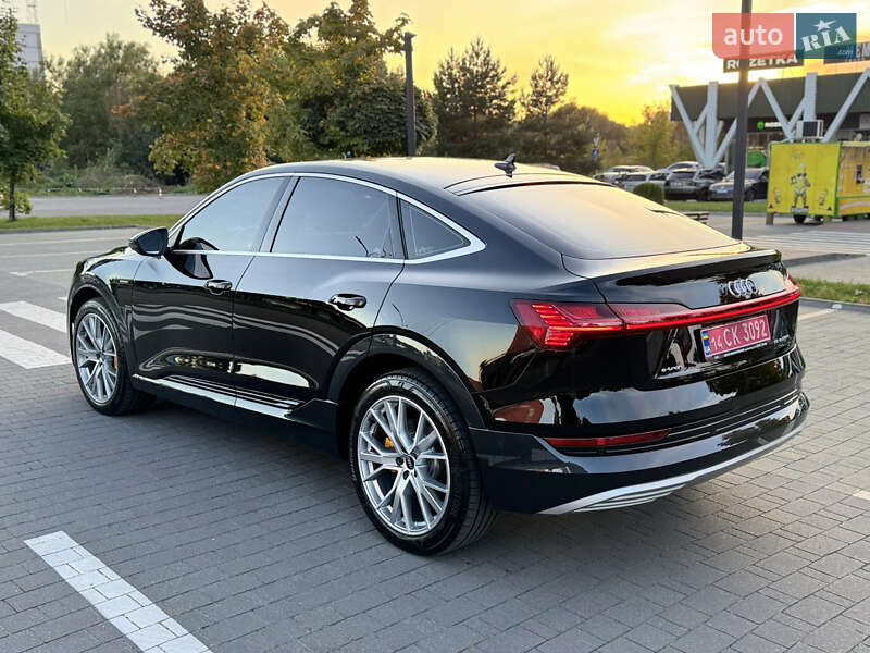 Позашляховик / Кросовер Audi e-tron 2023 в Хмельницькому
