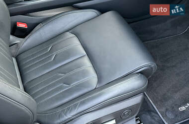 Внедорожник / Кроссовер Audi e-tron 2020 в 