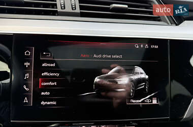 Позашляховик / Кросовер Audi e-tron 2019 в 