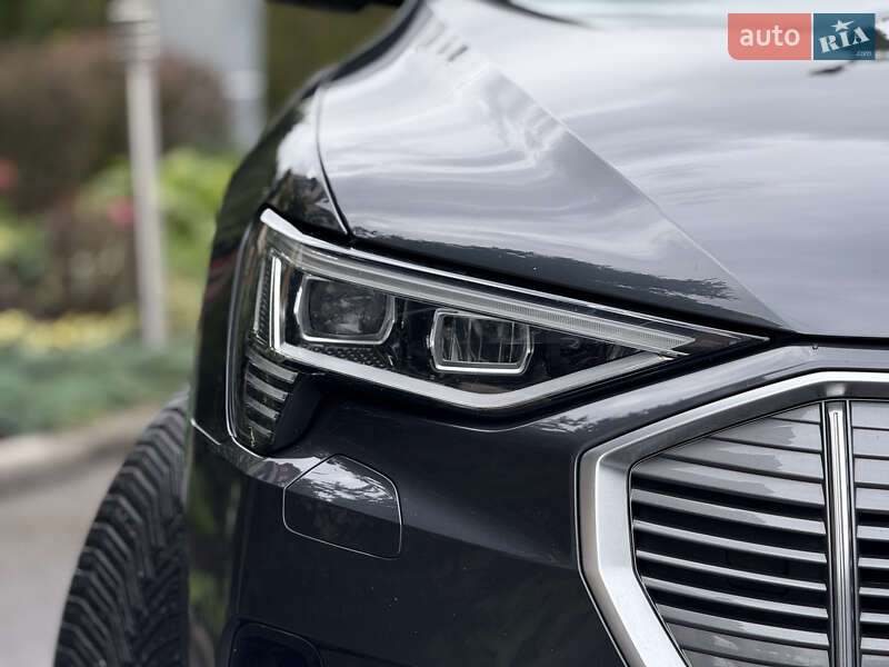 Позашляховик / Кросовер Audi e-tron 2021 в Тернополі