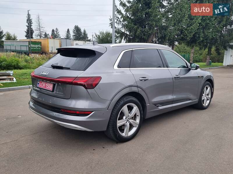 Позашляховик / Кросовер Audi e-tron 2020 в Коломиї