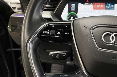 Внедорожник / Кроссовер Audi e-tron 2020 в 