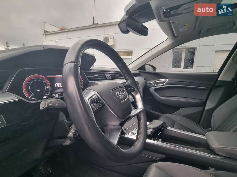 Позашляховик / Кросовер Audi e-tron 2020 в Коломиї