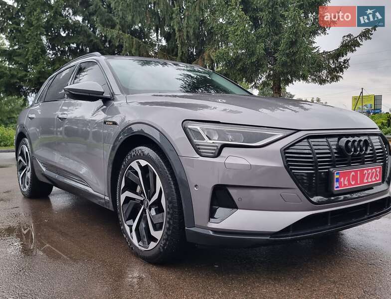 Позашляховик / Кросовер Audi e-tron 2020 в Коломиї
