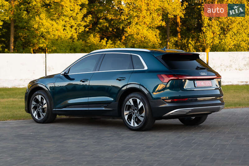 Позашляховик / Кросовер Audi e-tron 2019 в Луцьку