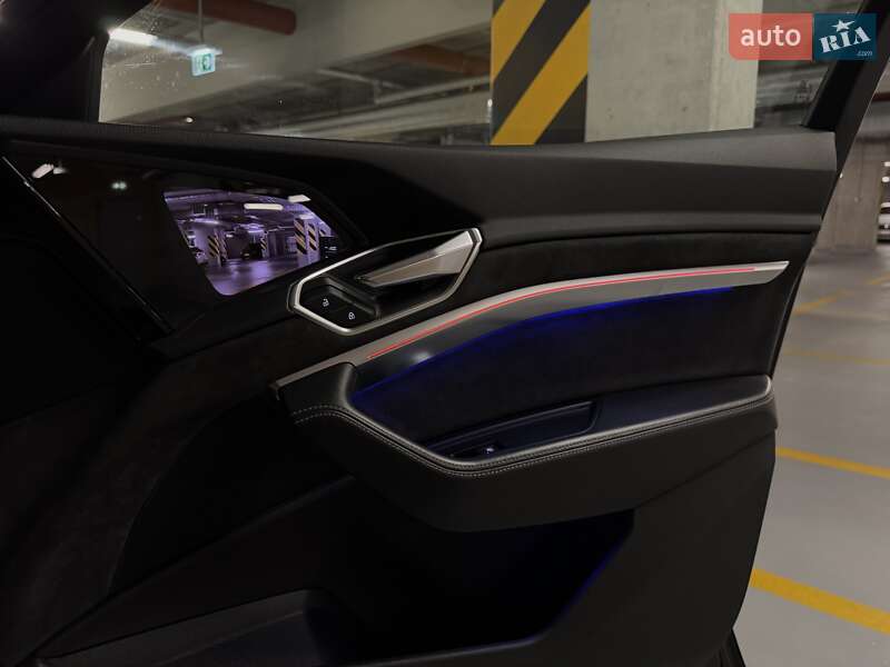 Внедорожник / Кроссовер Audi e-tron 2020 в Каменец-Подольском
