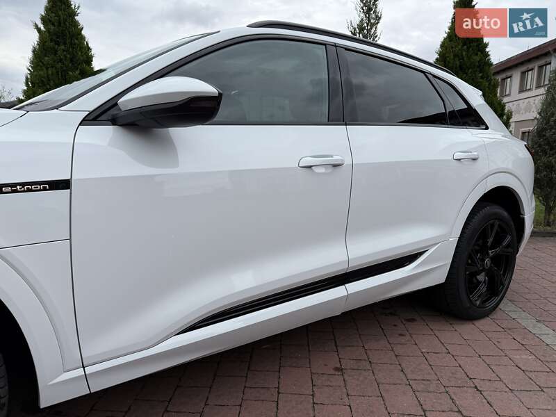 Внедорожник / Кроссовер Audi e-tron 2021 в Львове
