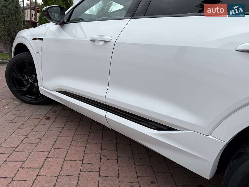Внедорожник / Кроссовер Audi e-tron 2021 в Львове
