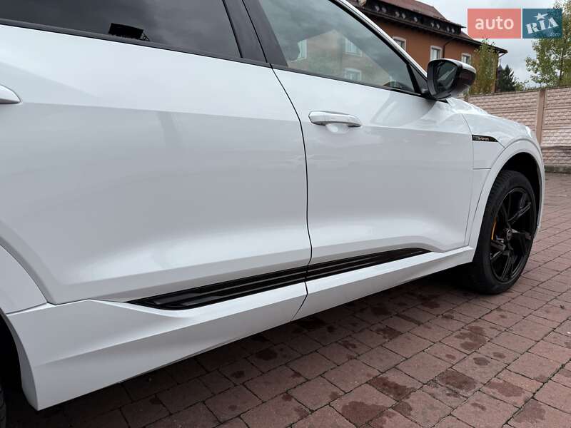 Внедорожник / Кроссовер Audi e-tron 2021 в Львове