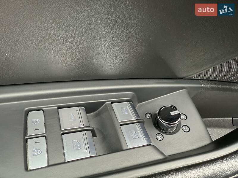 Внедорожник / Кроссовер Audi e-tron 2021 в Львове