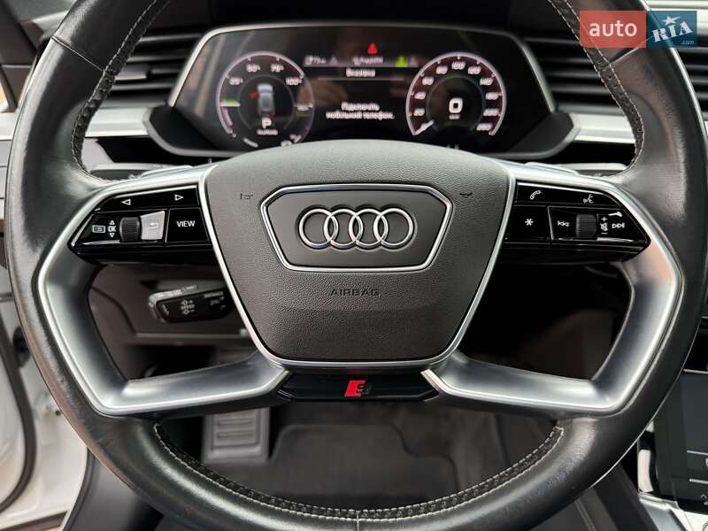 Внедорожник / Кроссовер Audi e-tron 2021 в Львове