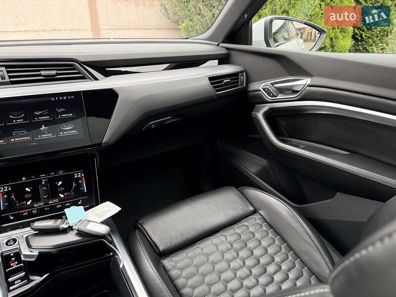 Внедорожник / Кроссовер Audi e-tron 2021 в Львове