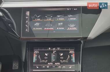 Позашляховик / Кросовер Audi e-tron 2020 в 