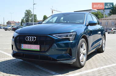 Позашляховик / Кросовер Audi e-tron 2020 в 