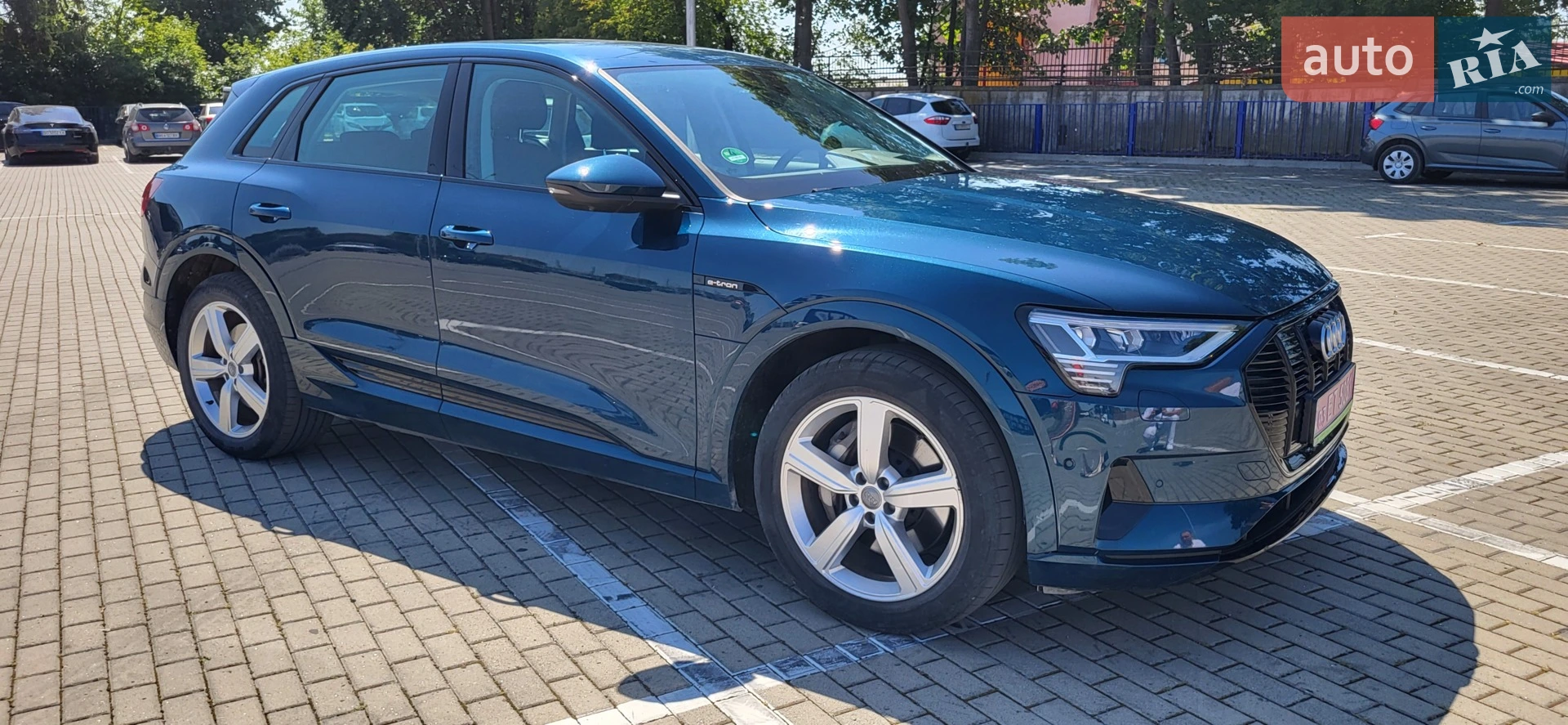 2020 Audi e-tron - мініатюра 50