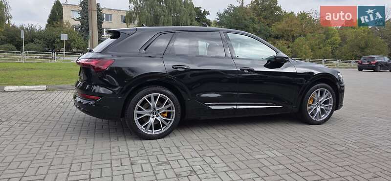 Позашляховик / Кросовер Audi e-tron 2020 в Тернополі
