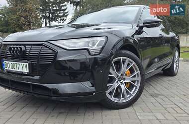 Внедорожник / Кроссовер Audi e-tron 2020 в 