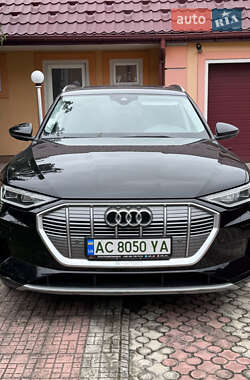 Внедорожник / Кроссовер Audi e-tron 2019 в Владимире