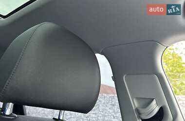 Внедорожник / Кроссовер Audi e-tron 2020 в 