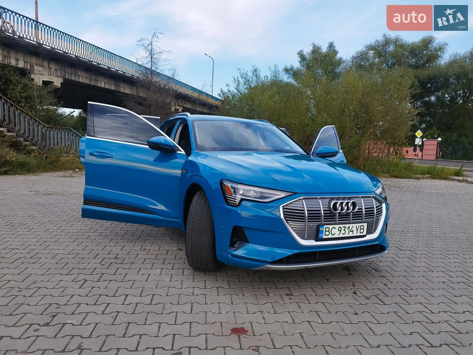 2019 Audi e-tron - мініатюра 14
