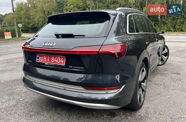 Позашляховик / Кросовер Audi e-tron 2019 в 