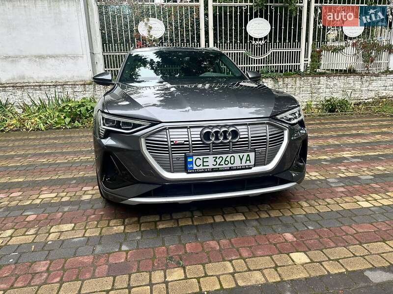 Внедорожник / Кроссовер Audi e-tron 2021 в Черновцах