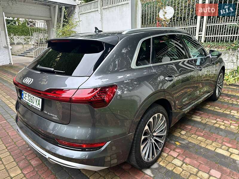 Внедорожник / Кроссовер Audi e-tron 2021 в Черновцах
