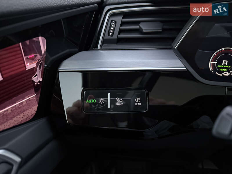 Позашляховик / Кросовер Audi e-tron 2019 в Хмельницькому