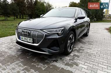 Внедорожник / Кроссовер Audi e-tron 2021 в Киеве