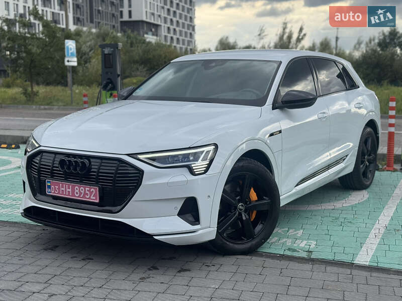 Audi e-tron 2023