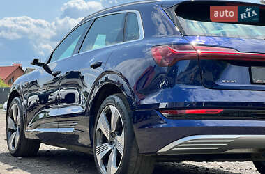 Позашляховик / Кросовер Audi e-tron 2020 в 