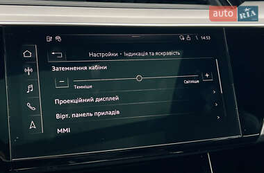 Позашляховик / Кросовер Audi e-tron 2020 в 