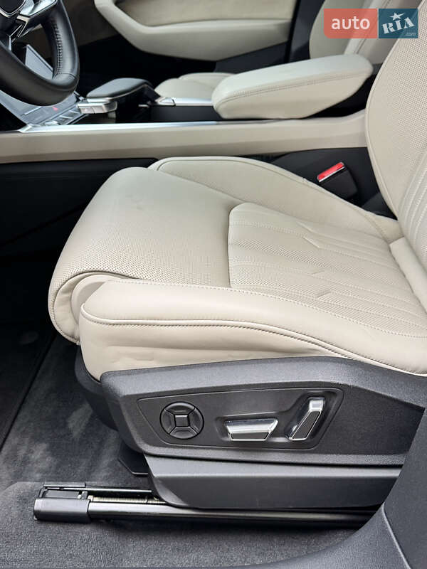 Внедорожник / Кроссовер Audi e-tron 2020 в Одессе