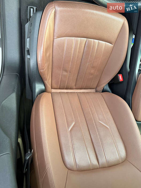 Внедорожник / Кроссовер Audi e-tron 2020 в Киеве фото 40 Внедорожник / Кроссовер Audi e-tron 2020 в Киеве