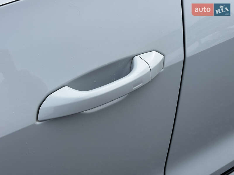 Внедорожник / Кроссовер Audi e-tron 2021 в Львове