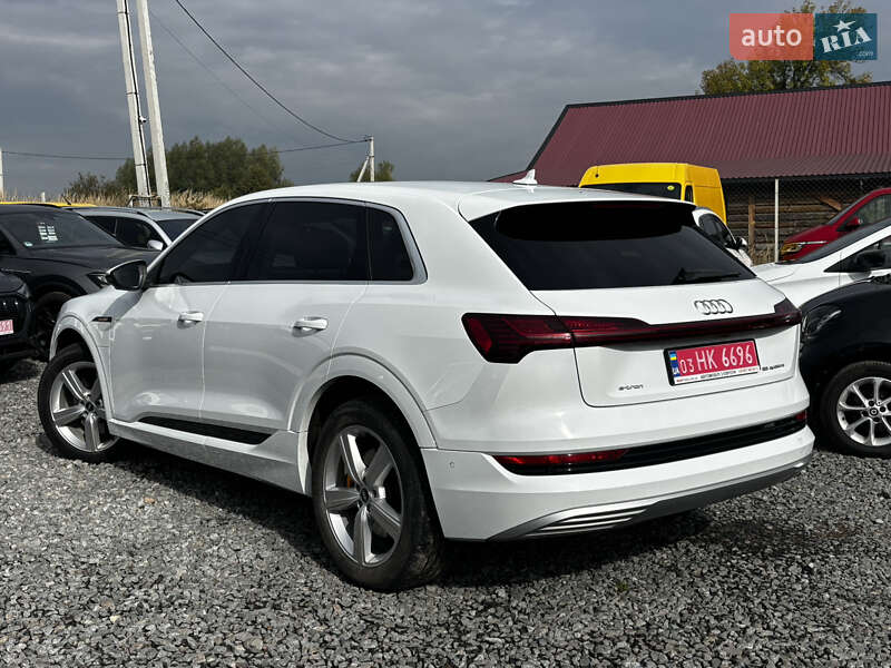 Внедорожник / Кроссовер Audi e-tron 2021 в Львове