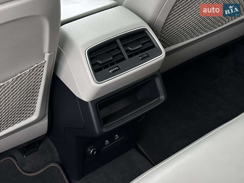 Внедорожник / Кроссовер Audi e-tron 2021 в Львове