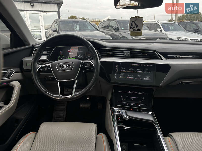 Внедорожник / Кроссовер Audi e-tron 2021 в Львове