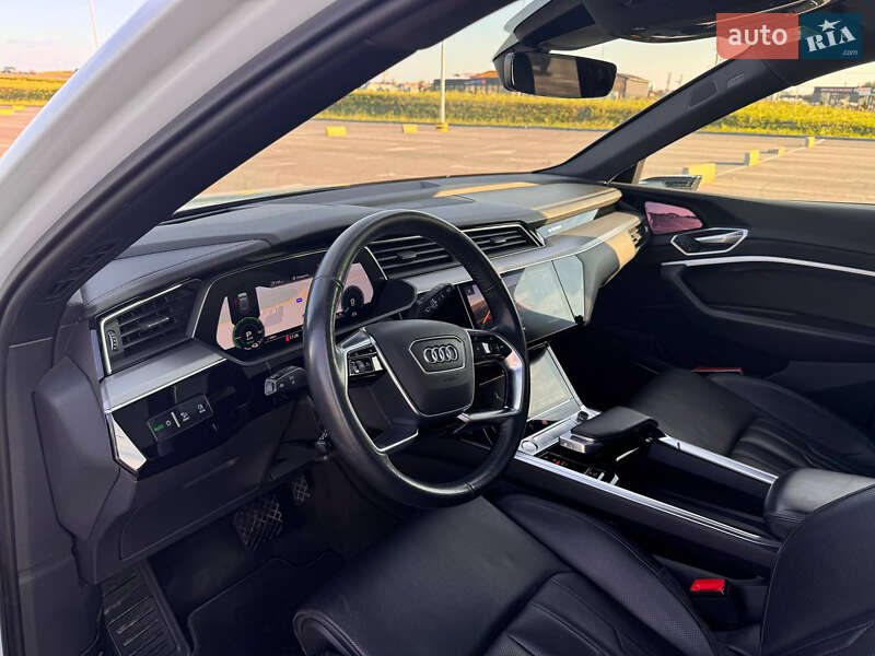 Внедорожник / Кроссовер Audi e-tron 2019 в Львове фото 6 Внедорожник / Кроссовер Audi e-tron 2019 в Львове