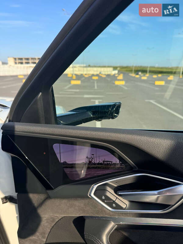 Внедорожник / Кроссовер Audi e-tron 2019 в Львове фото 9 Внедорожник / Кроссовер Audi e-tron 2019 в Львове