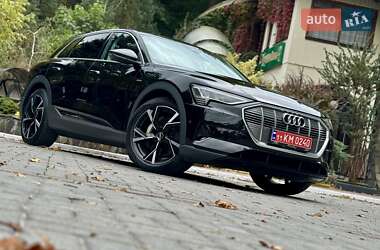 Позашляховик / Кросовер Audi e-tron 2020 в 