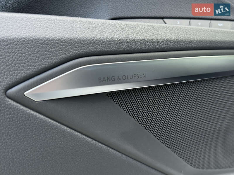 Позашляховик / Кросовер Audi e-tron 2022 в Мукачевому