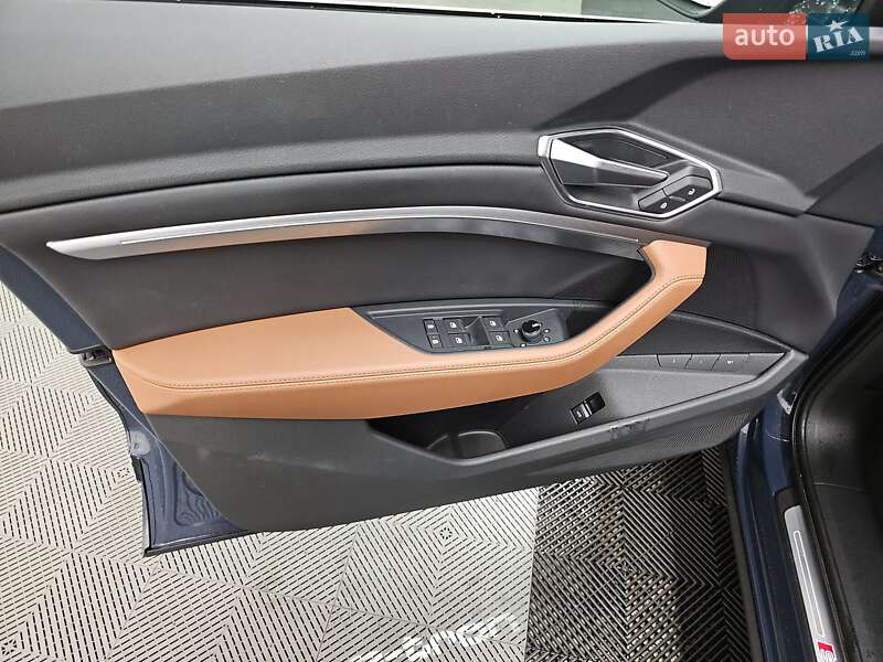 Внедорожник / Кроссовер Audi e-tron 2023 в Кропивницком