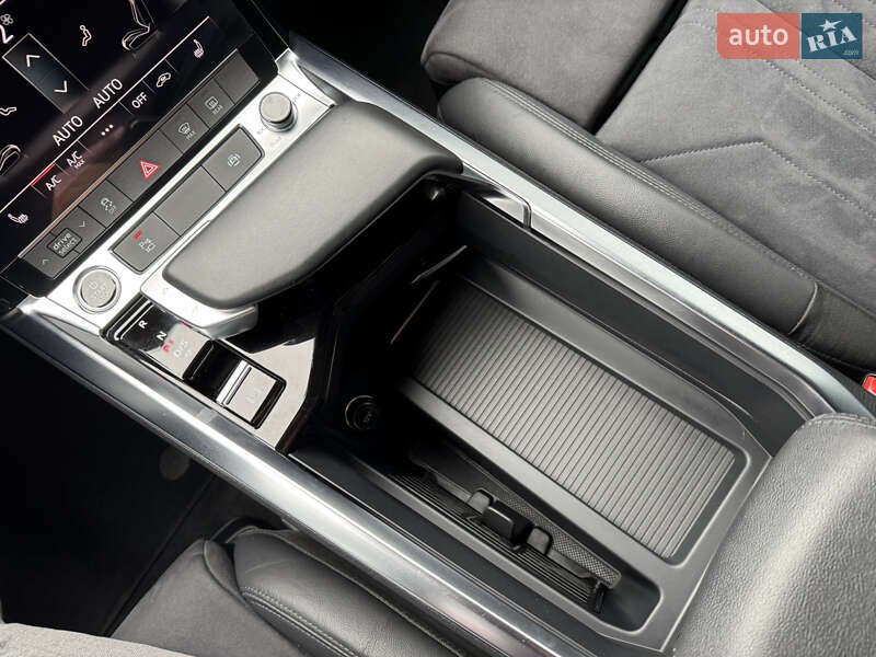Внедорожник / Кроссовер Audi e-tron 2023 в Хмельницком