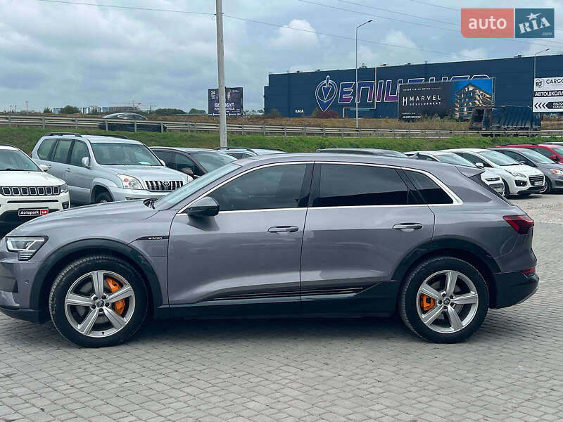 Позашляховик / Кросовер Audi e-tron 2019 в Львові