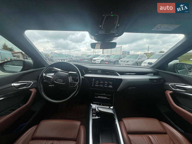Позашляховик / Кросовер Audi e-tron 2019 в Львові