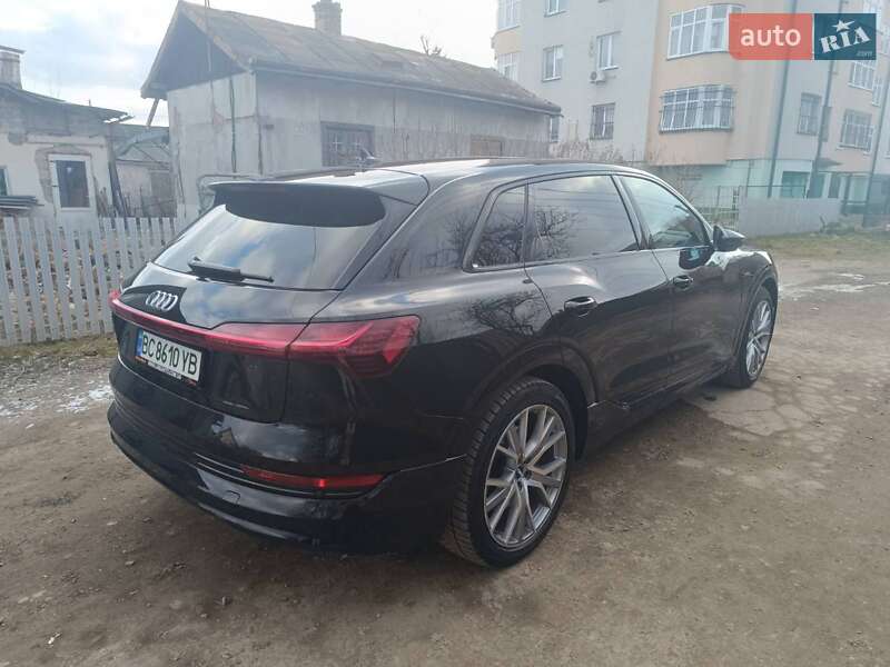 Внедорожник / Кроссовер Audi e-tron 2019 в Львове